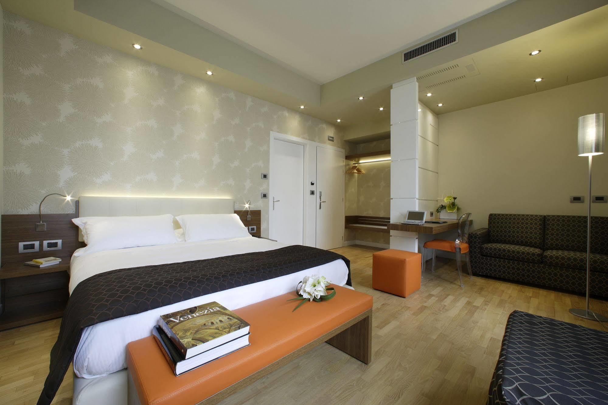 Hotel Forte Del 48 San Donà di Piave Extérieur photo